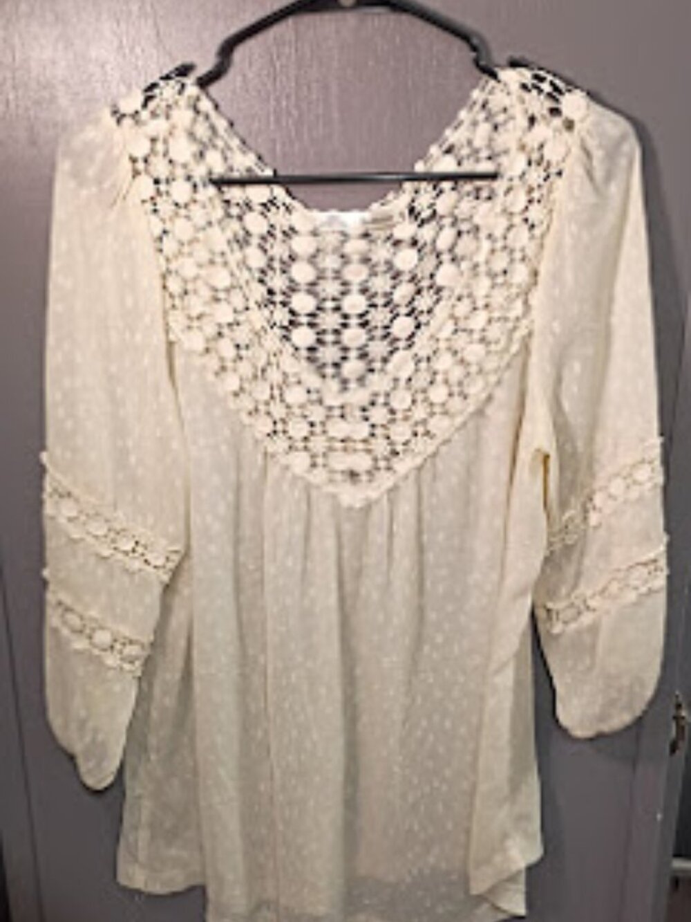 Solitaire Cream Crochet Lace Swiss Dot Peasant Top XL